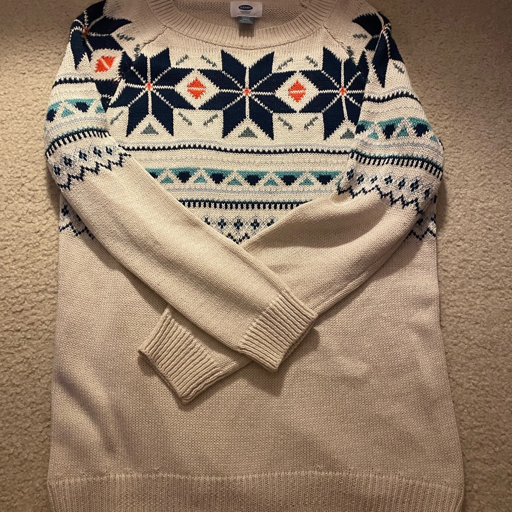 Cozy Beige Patterned Sweater